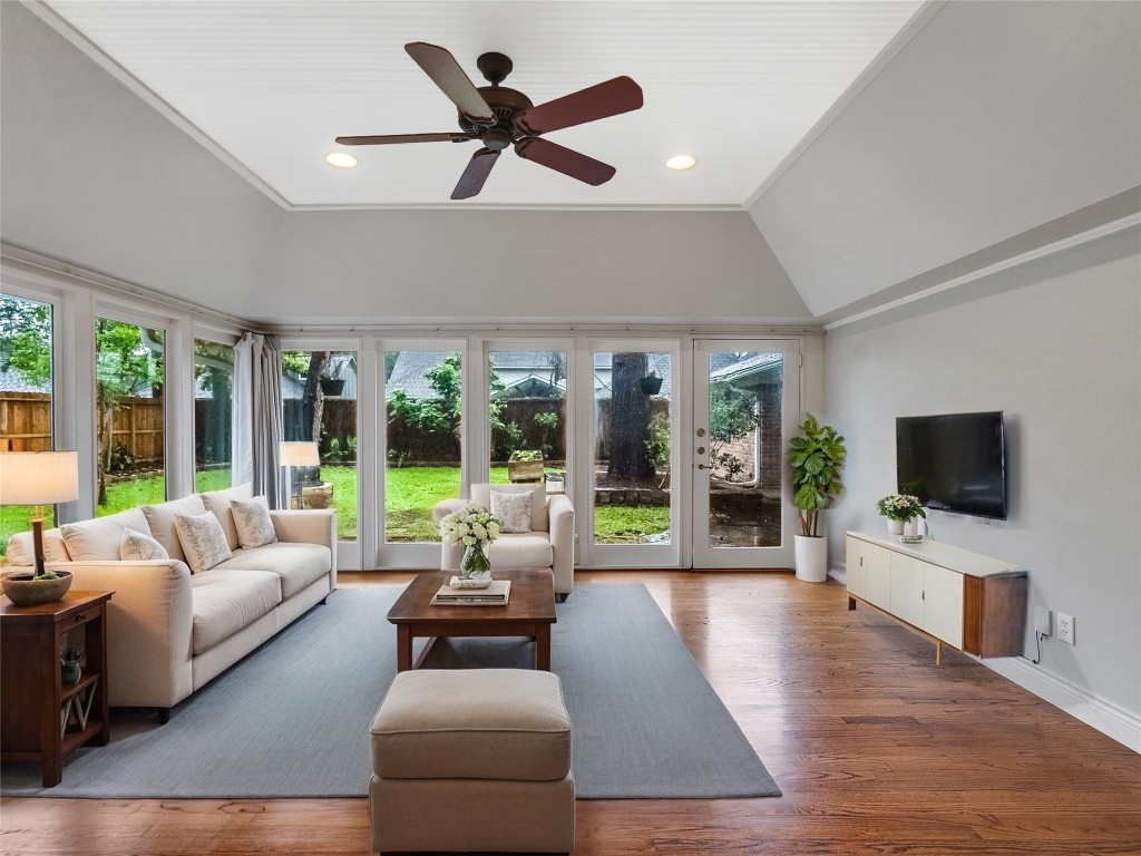 12307 Rip Van Winkle Drive Houston, TX 77024 - Photo 25 of 49 virtual stage - Sunroom