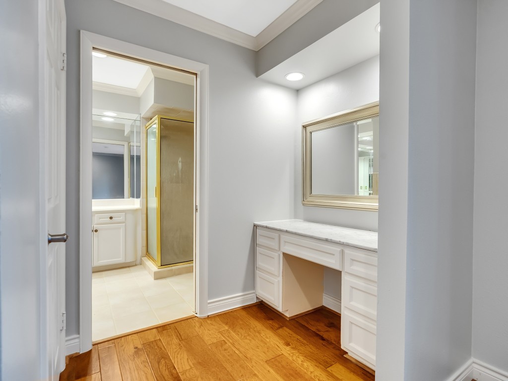 12307 Rip Van Winkle Drive Houston, TX 77024 - Photo 31 of 49 Master bedroom full bath