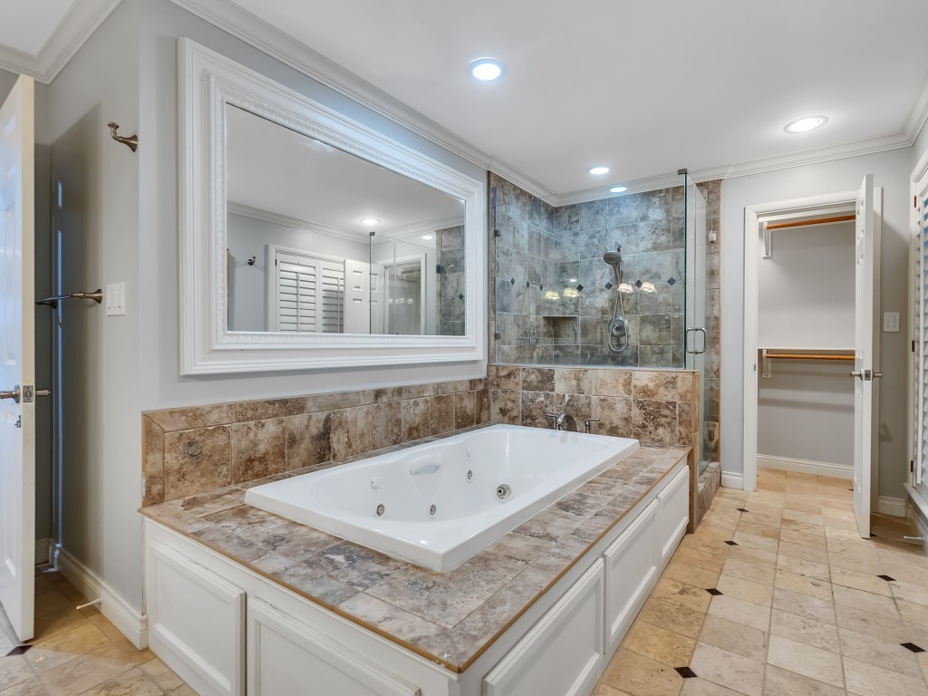 12307 Rip Van Winkle Drive Houston, TX 77024 - Photo 40 of 49 Full bath on the first floor