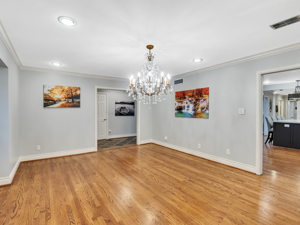 12307 Rip Van Winkle Drive Houston, TX 77024 - Photo 7 of 49 Dining