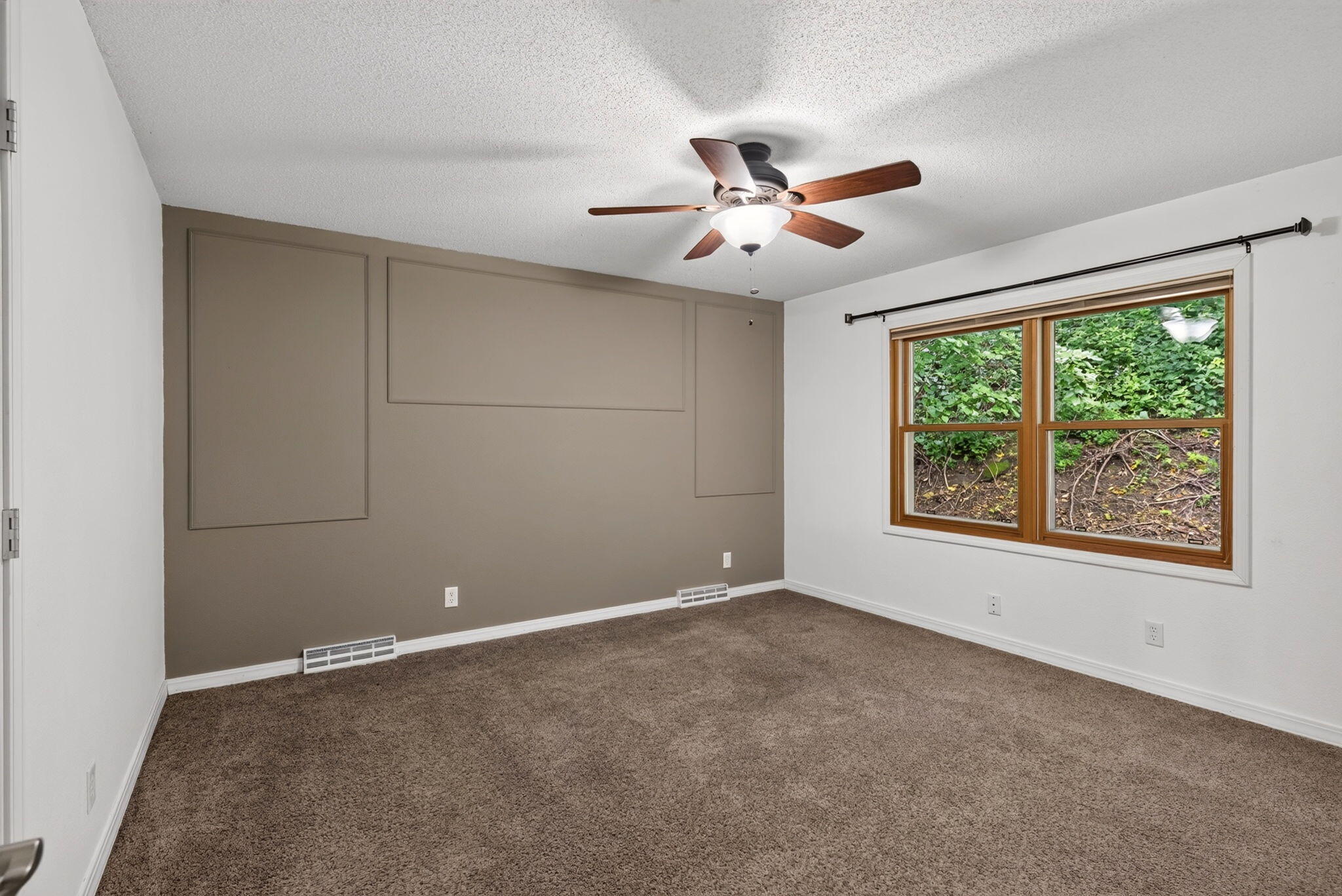 2904 Bliss Road La Crosse, WI 54601 - Photo 20 of 46 Bedroom 2