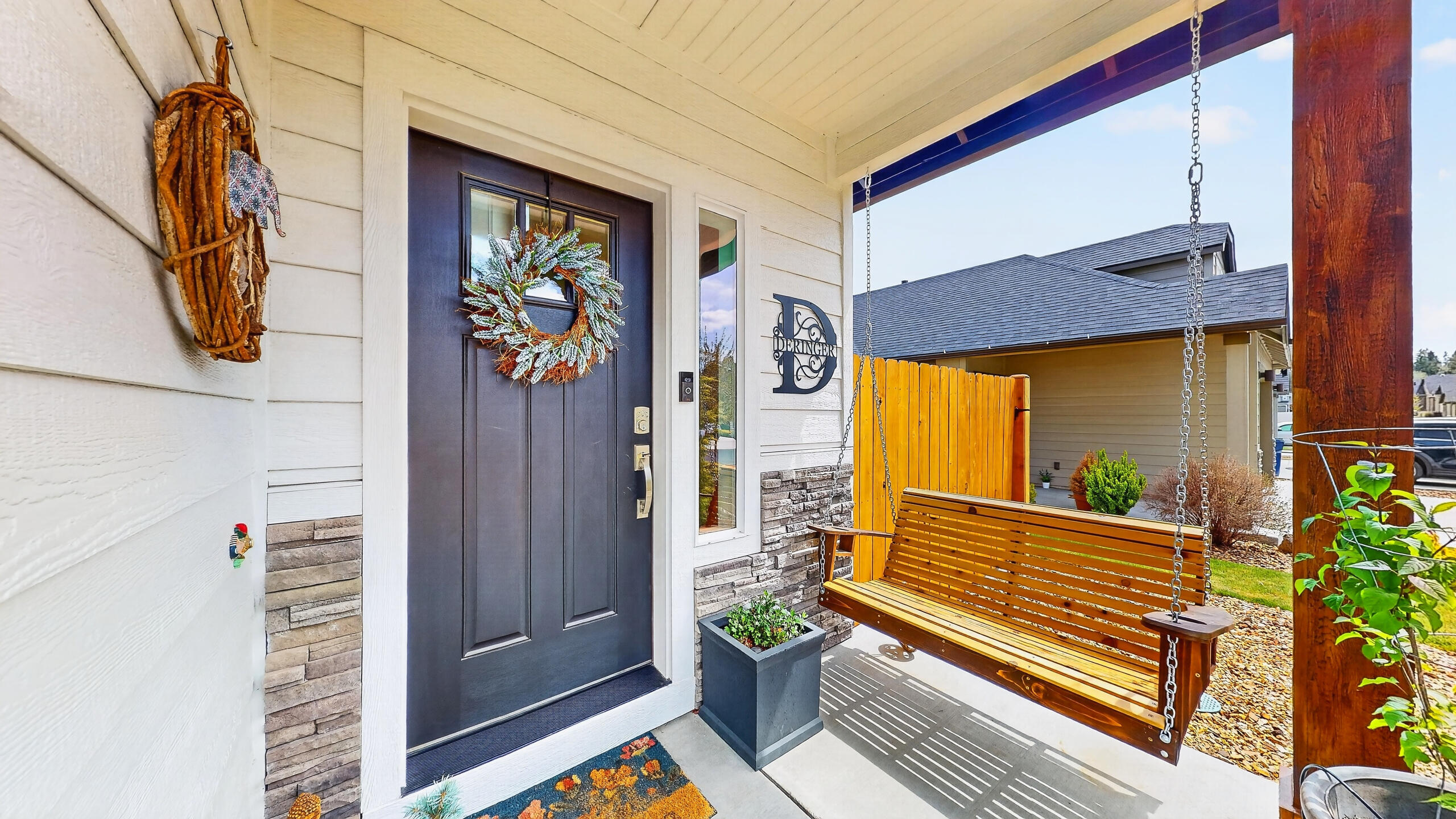 61398 Southeast Matthew Street Bend, OR 97702 - Photo 2 of 38 Front porch