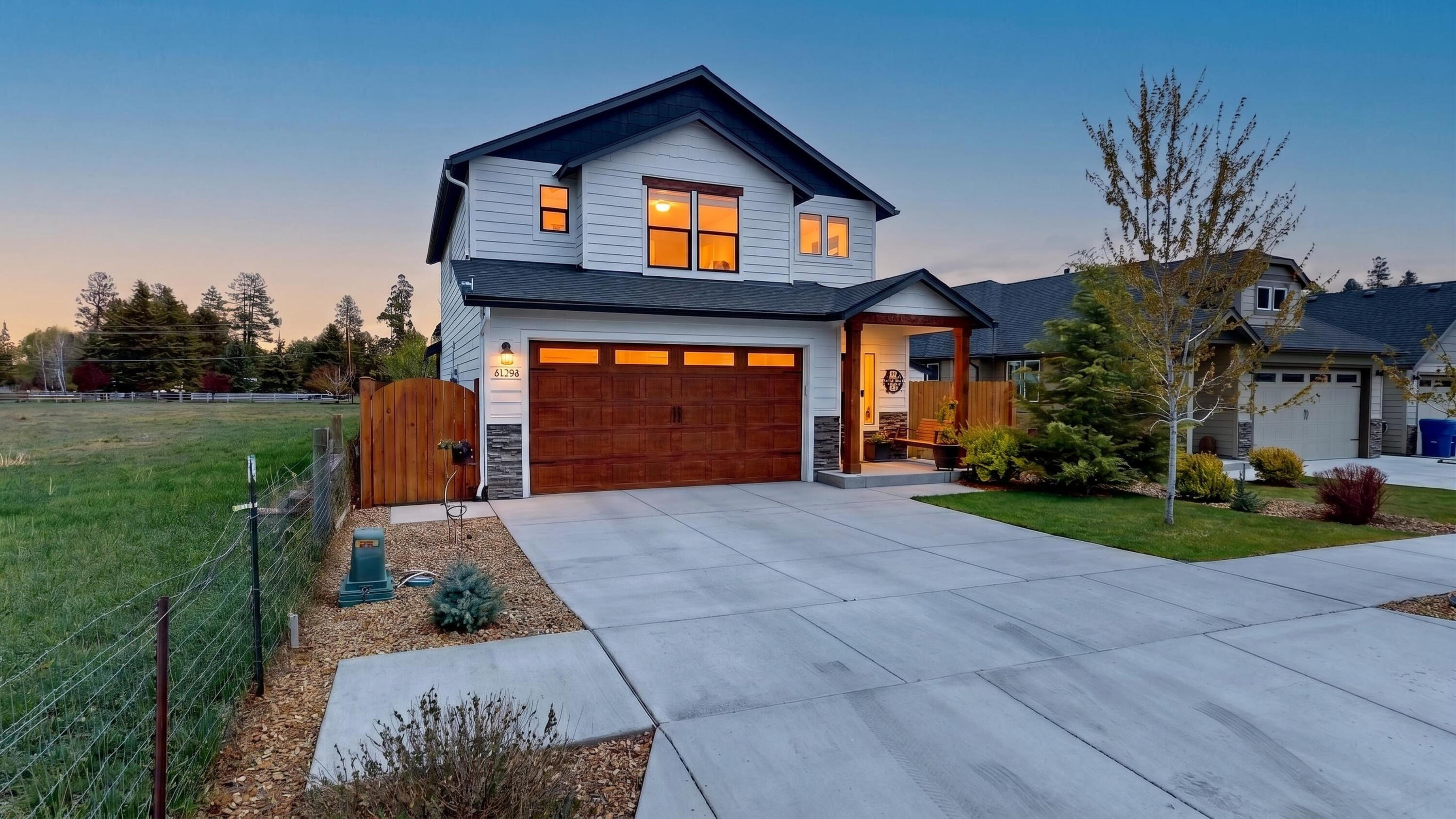 61398 Southeast Matthew Street Bend, OR 97702 - Photo 3 of 38 Sunrise