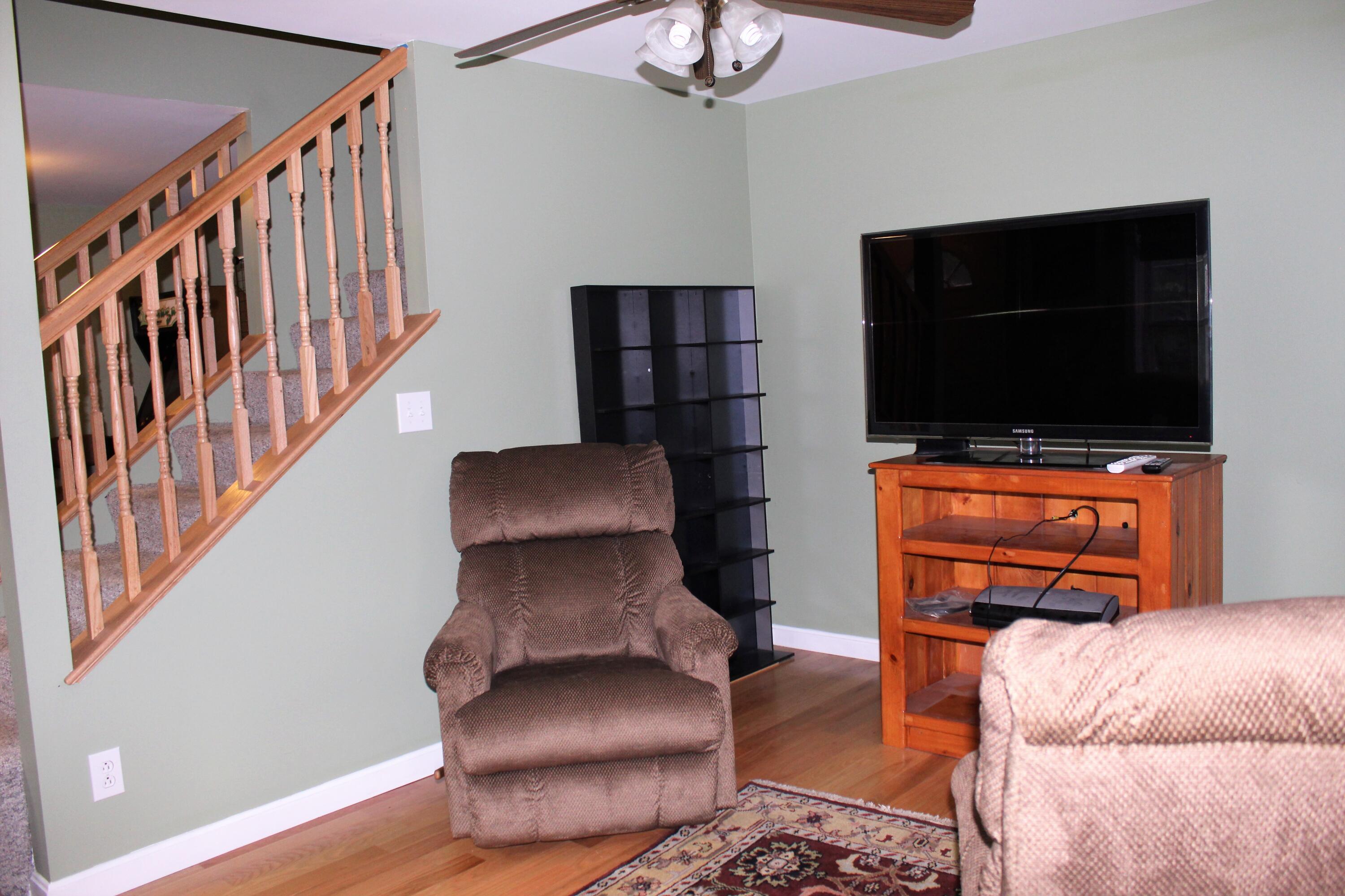 53 North Village Road Cape Neddick, ME 03902 - Photo 13 of 23 IMG_1934