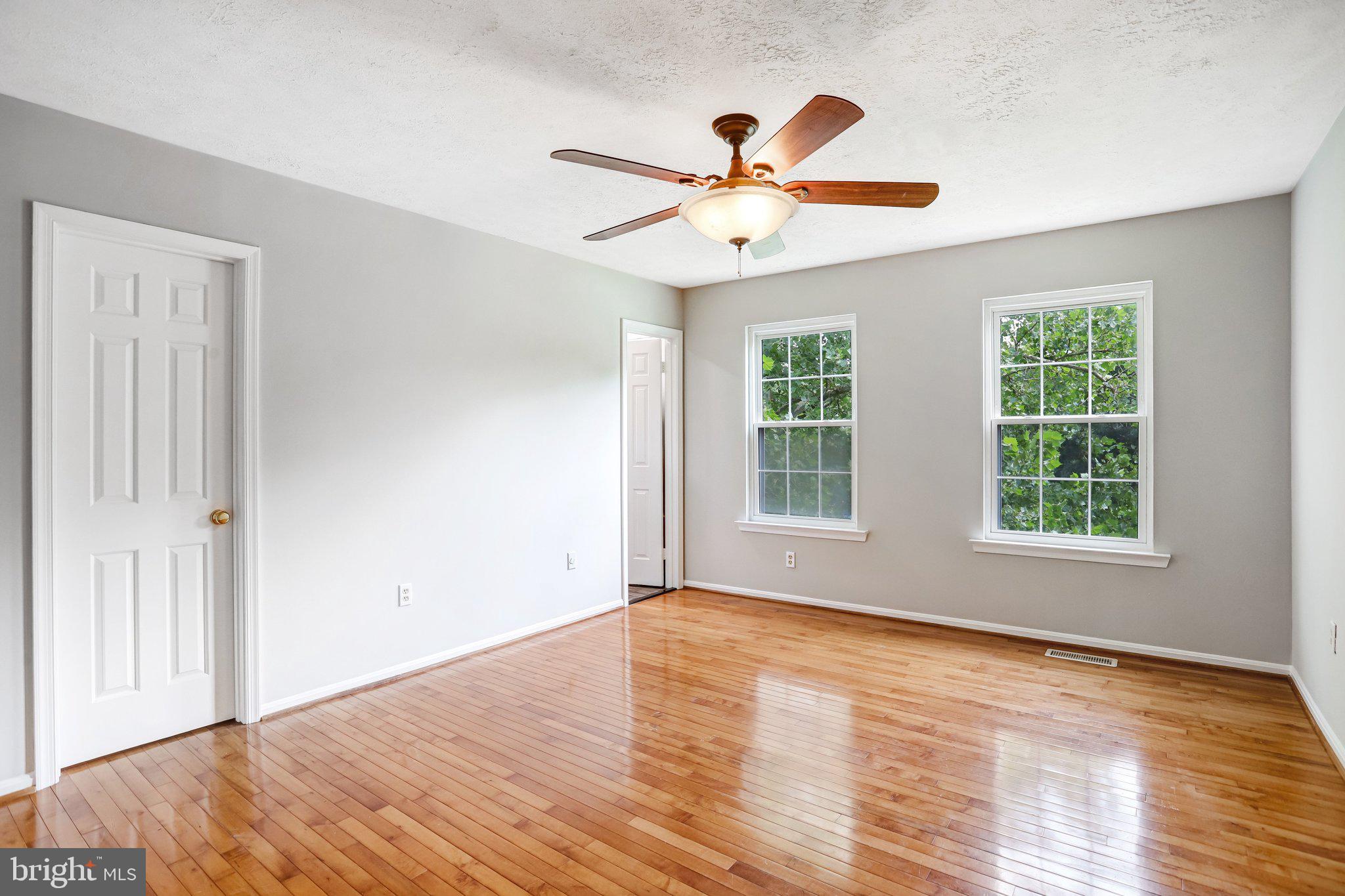 131 Seneca Ridge Drive Sterling, VA 20164 - Photo 22 of 44 Gallery Image 22