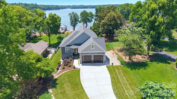 $1,799,000 | 4293 Harbor Lane, Sherrills Ford, NC 28673