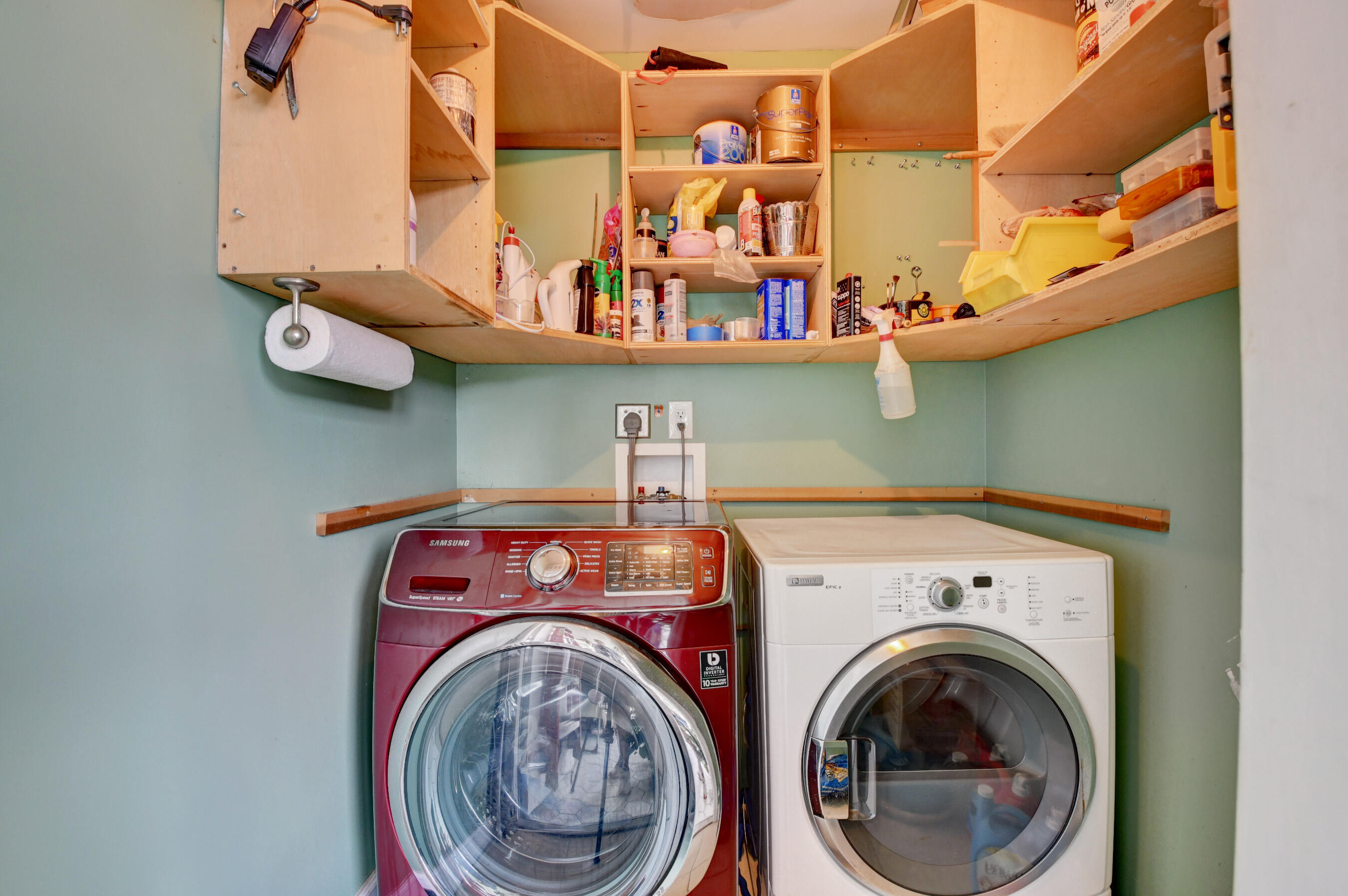 854 Normandy Trail Delray Beach, FL 33484 - Photo 14 of 20 Laundry