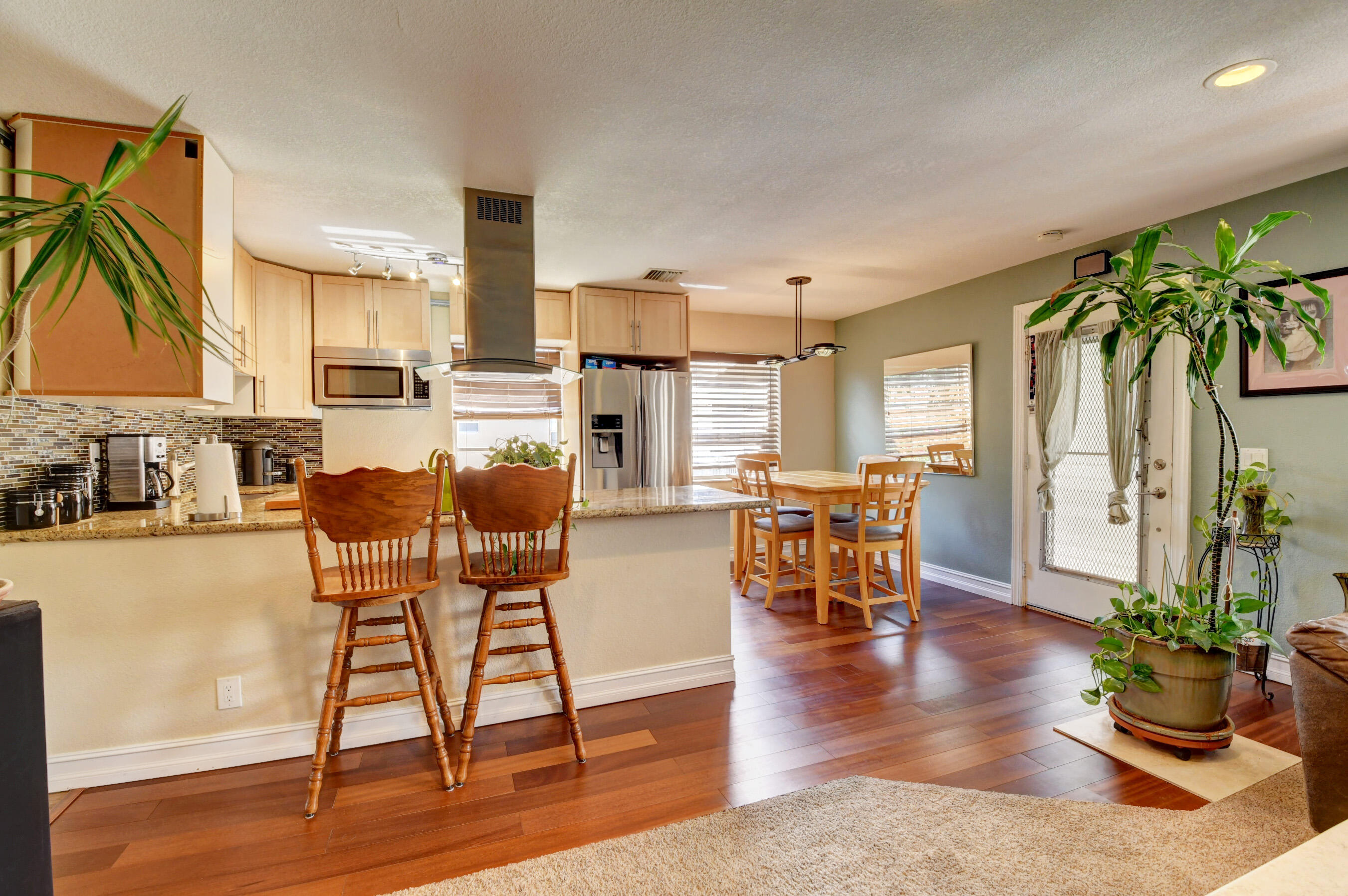 854 Normandy Trail Delray Beach, FL 33484 - Photo 3 of 20 Kitchen/Dining
