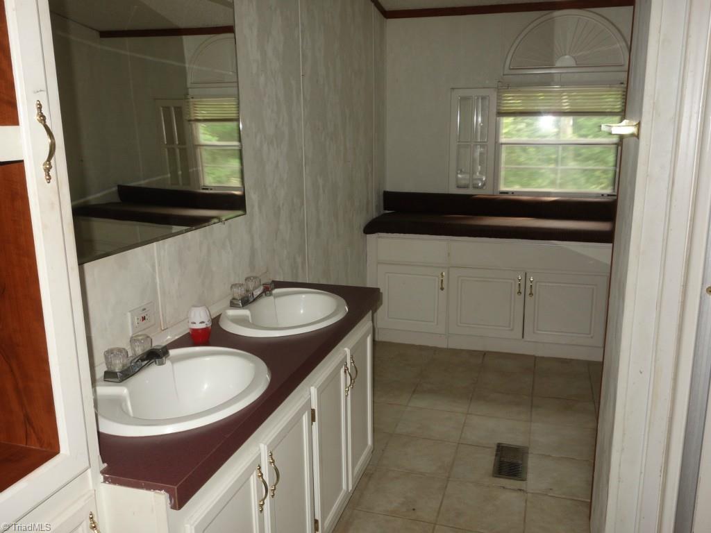 4812 McNeill Road Climax, NC 27233 - Photo 17 of 25 Gallery Image 17