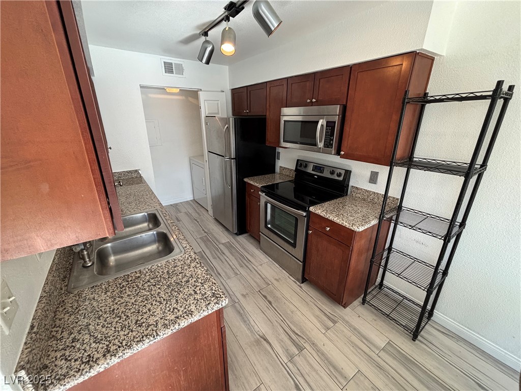 2750 South Durango Drive, Unit 2148 Las Vegas, NV 89117 - Photo 15 of 35