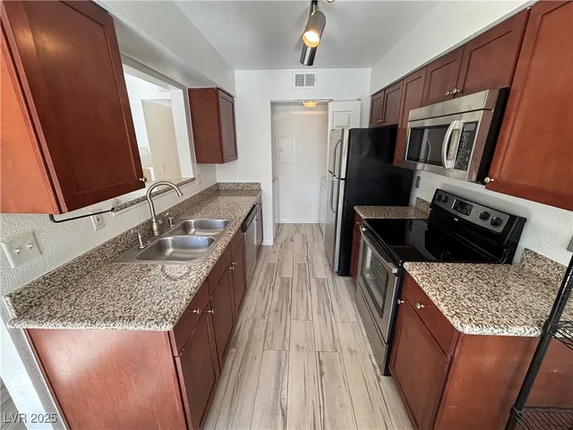$1,145 | 2750 South Durango Drive, Unit 2148, Las Vegas, NV 89117