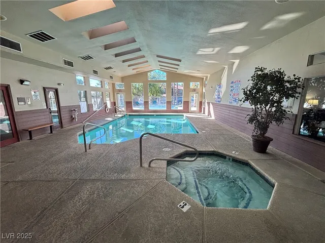 $1,145 | 2750 South Durango Drive, Unit 2148, Las Vegas, NV 89117