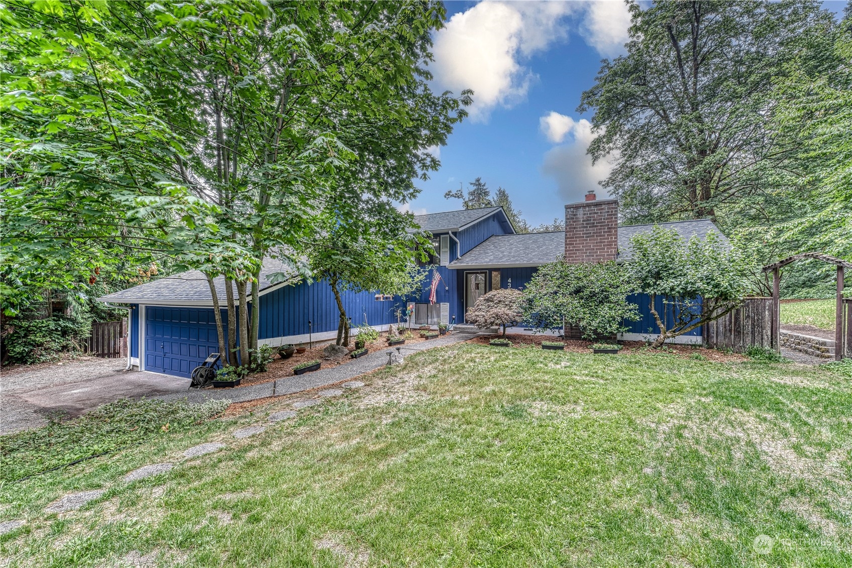 4371 Arvick Road Southeast Port Orchard, WA 98366 - Photo 1 of 34 Gallery Image 1
