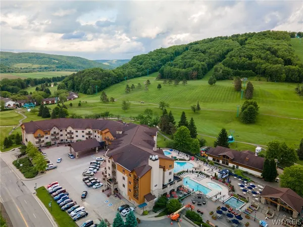 $49,900 | 518 Tamarack Drive, Unit 5, Ellicottville, NY 14731