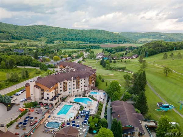 $49,900 | 518 Tamarack Drive, Unit 5, Ellicottville, NY 14731