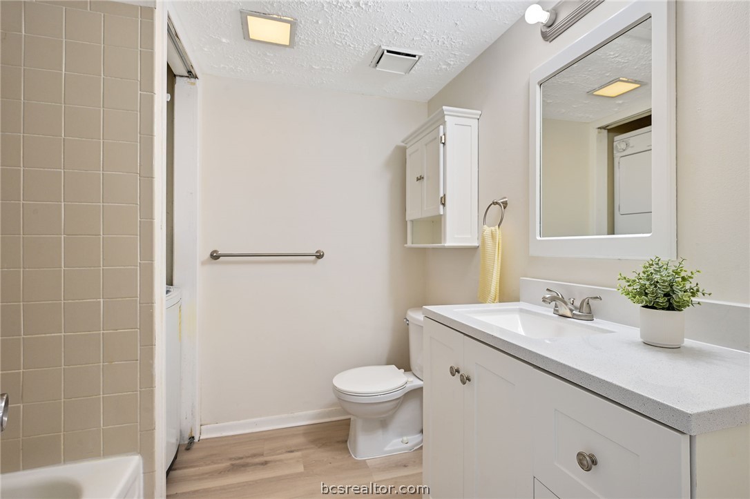 4441 Old College Road, Unit 2205 Bryan, TX 77801 - Photo 10 of 15 Gallery Image 10