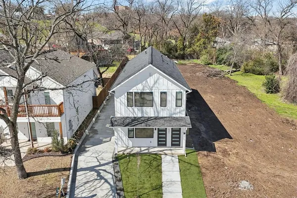 $2,500 | 521 North Denley Drive, Dallas, TX 75203