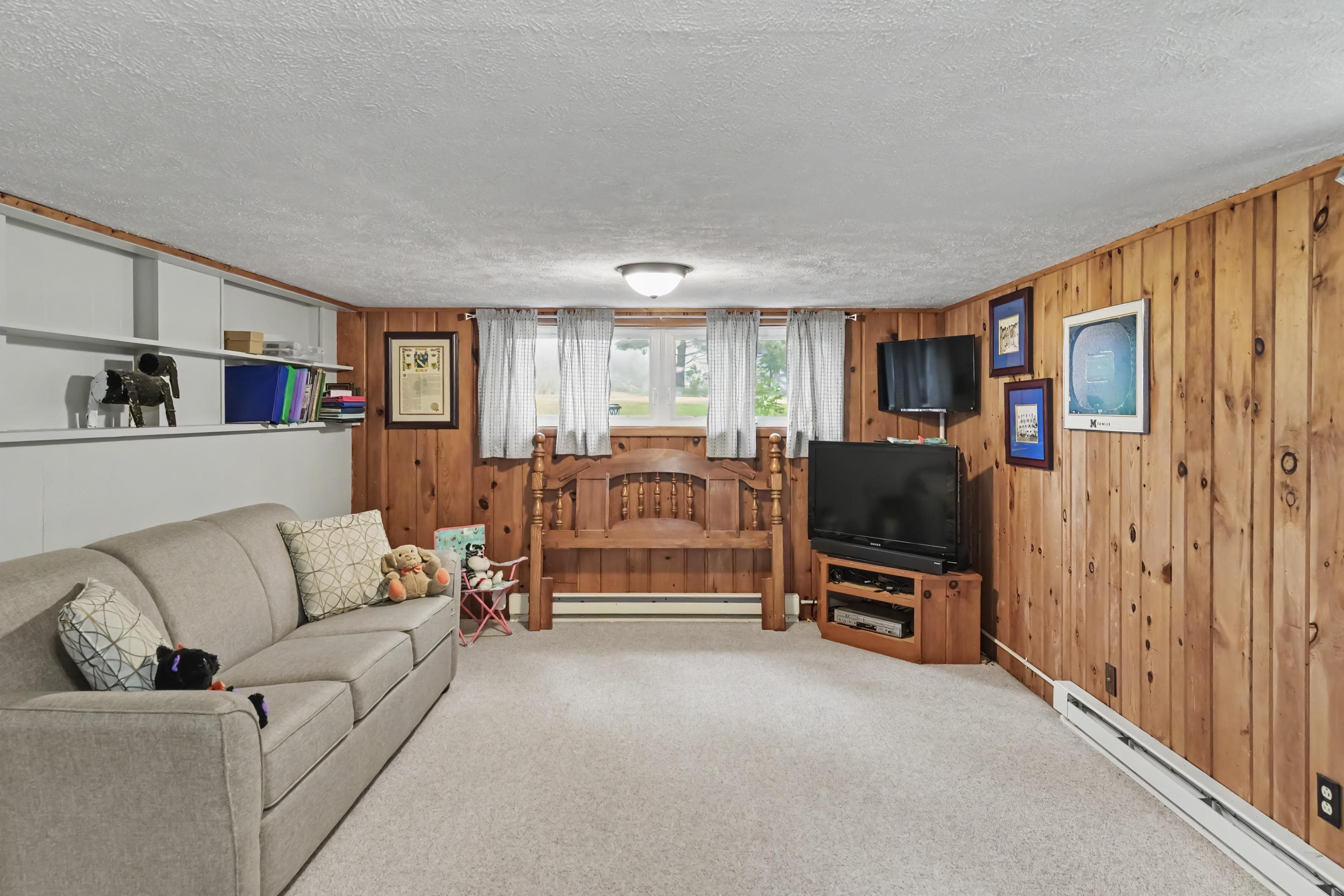 10741 North Long Lake Road Traverse City, MI 49685 - Photo 17 of 37