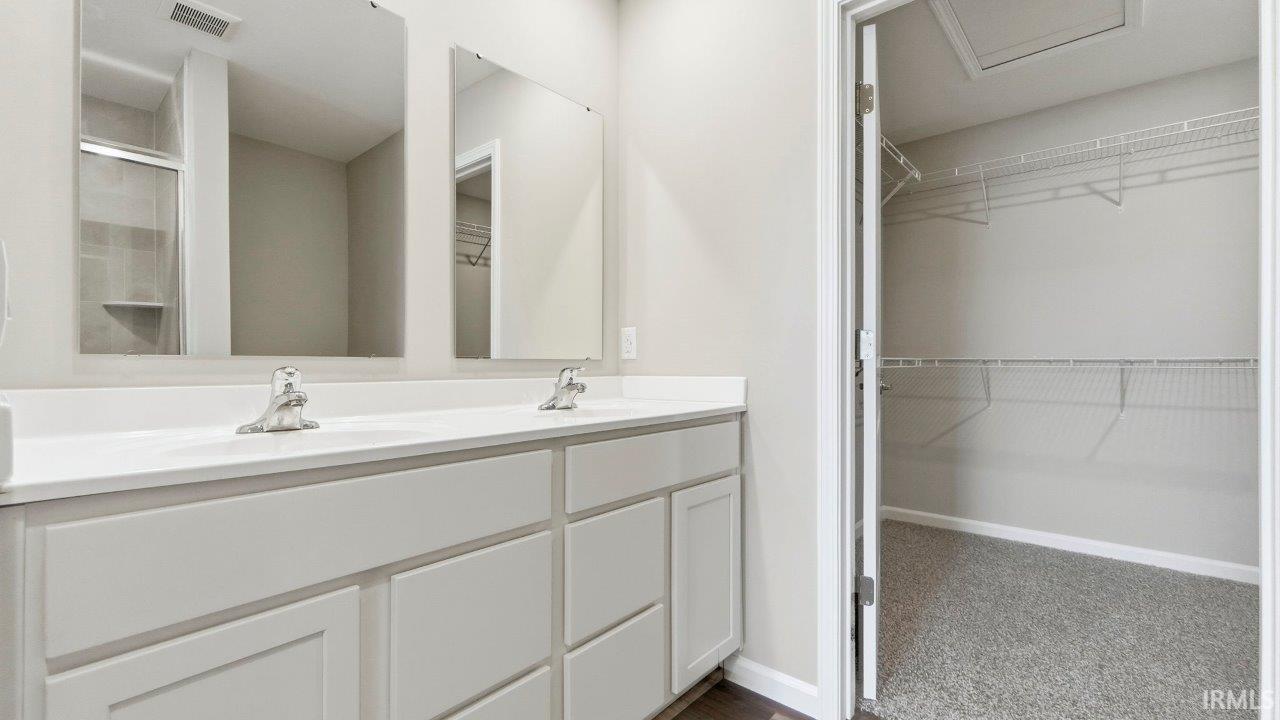 1010 Butler Lake Fort Wayne, IN 46818 - Photo 15 of 33