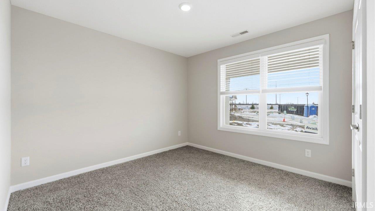 1010 Butler Lake Fort Wayne, IN 46818 - Photo 20 of 33