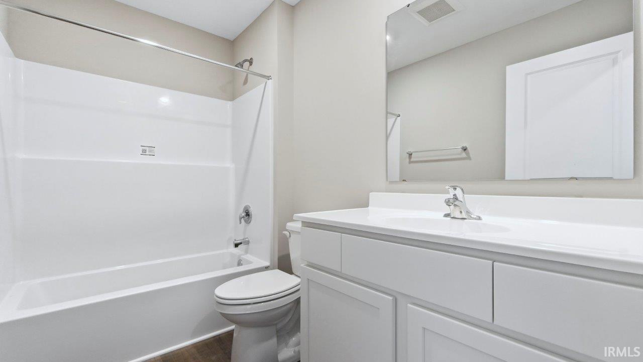 1010 Butler Lake Fort Wayne, IN 46818 - Photo 22 of 33