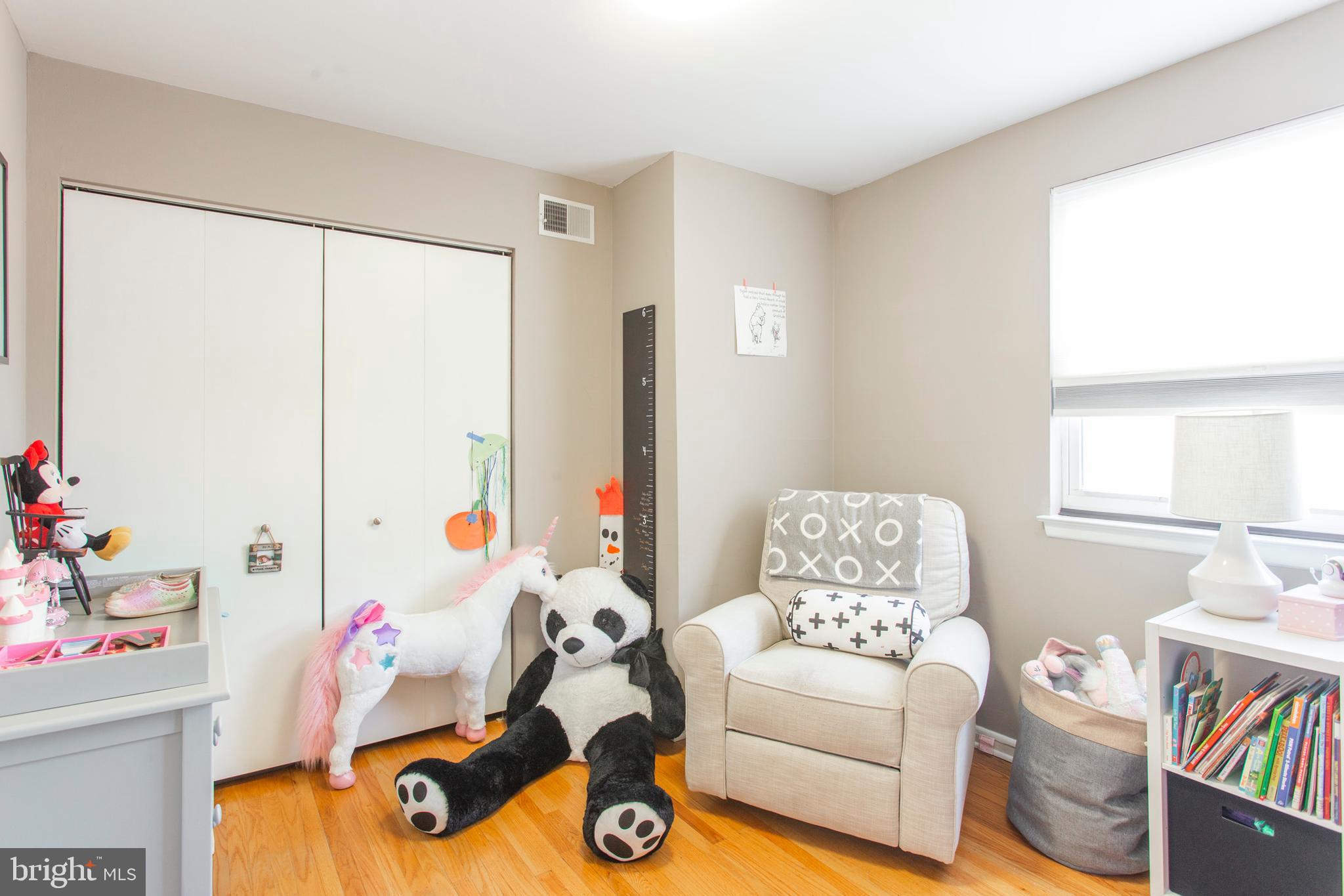 509 South 5th Street Philadelphia, PA 19147 - Photo 24 of 38 Bedroom 2