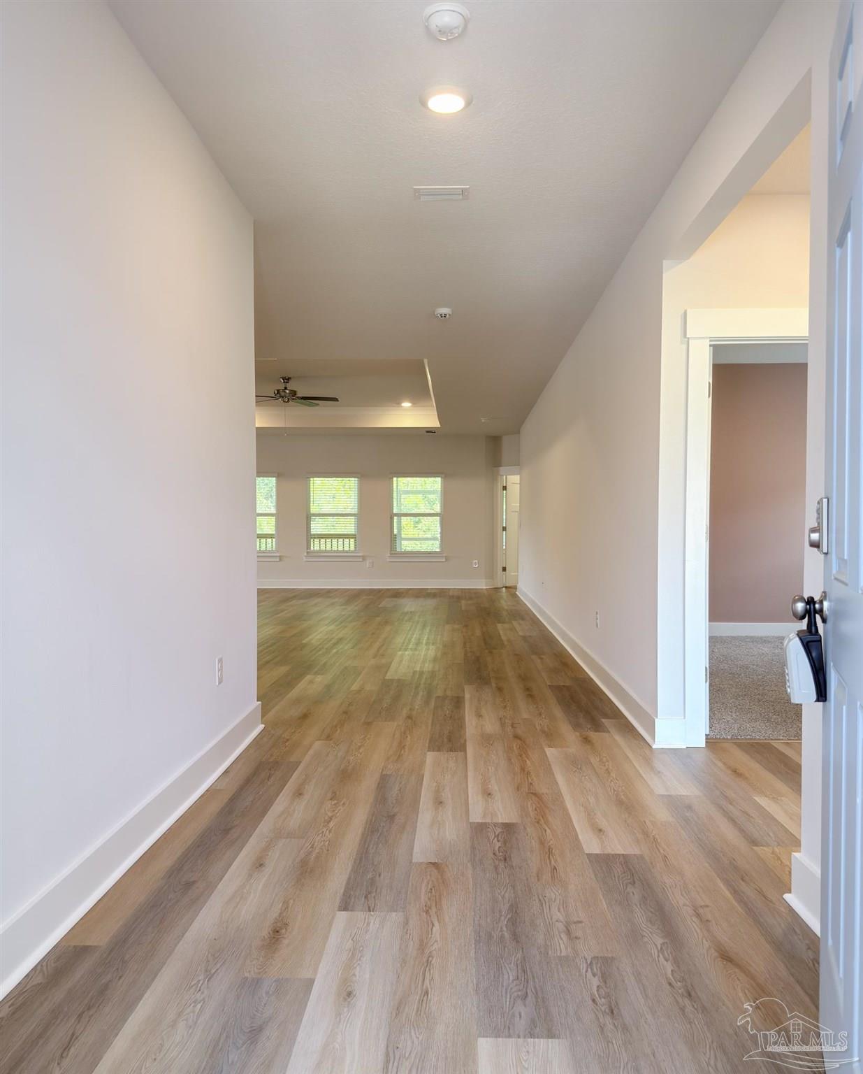6052 Rutherford Loop Pensacola, FL 32526 - Photo 4 of 39