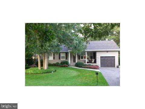 265 Schooner Road Manahawkin, NJ 08050 - Photo 2 of 9