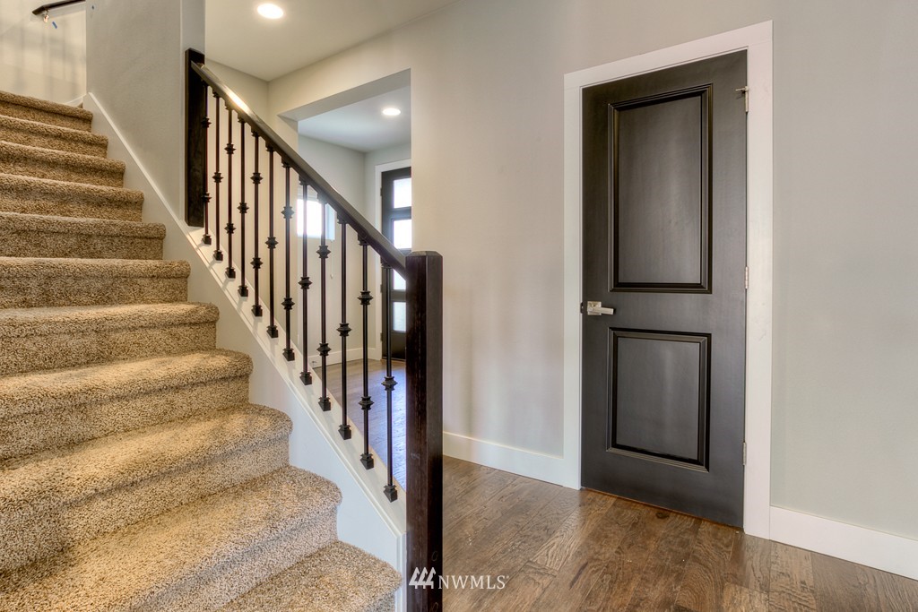 16828 1st Avenue West, Unit 9 Bothell, WA 98012 - Photo 3 of 13