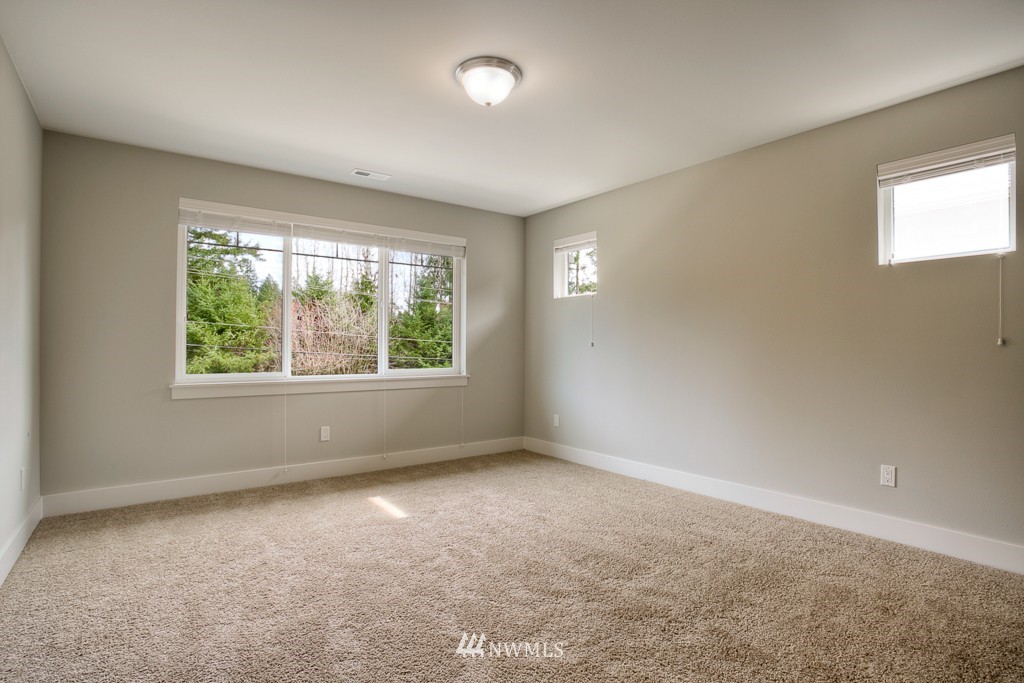 16828 1st Avenue West, Unit 9 Bothell, WA 98012 - Photo 10 of 13