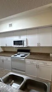 $2,300 | 11631 Southwest 2nd Street, Unit 20107, Pembroke Pines, FL 33025