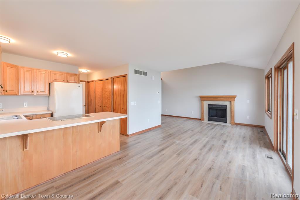 8746 Riverside Drive Brighton, MI 48116 - Photo 14 of 44 Gallery Image 14