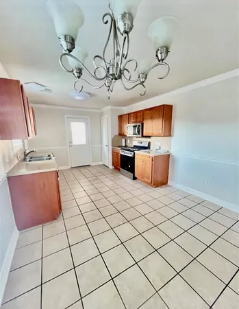 $1,850 | 1614 York Creek Drive, Houston, TX 77014