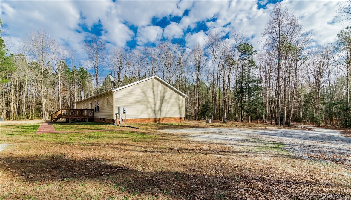 4814 Mountcastle Road Providence Forge, VA 23140 - Photo 4 of 32 Gallery Image 4