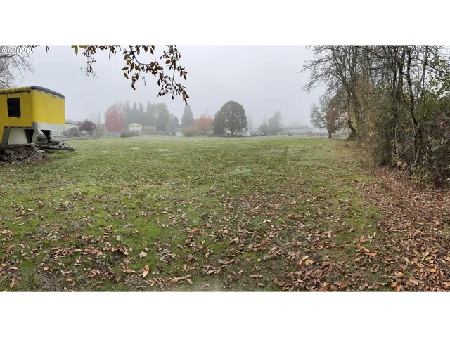 a view of outdoor space