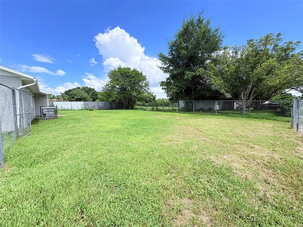 4428 Carousel Road Orlando, FL 32808 - Photo 24 of 26