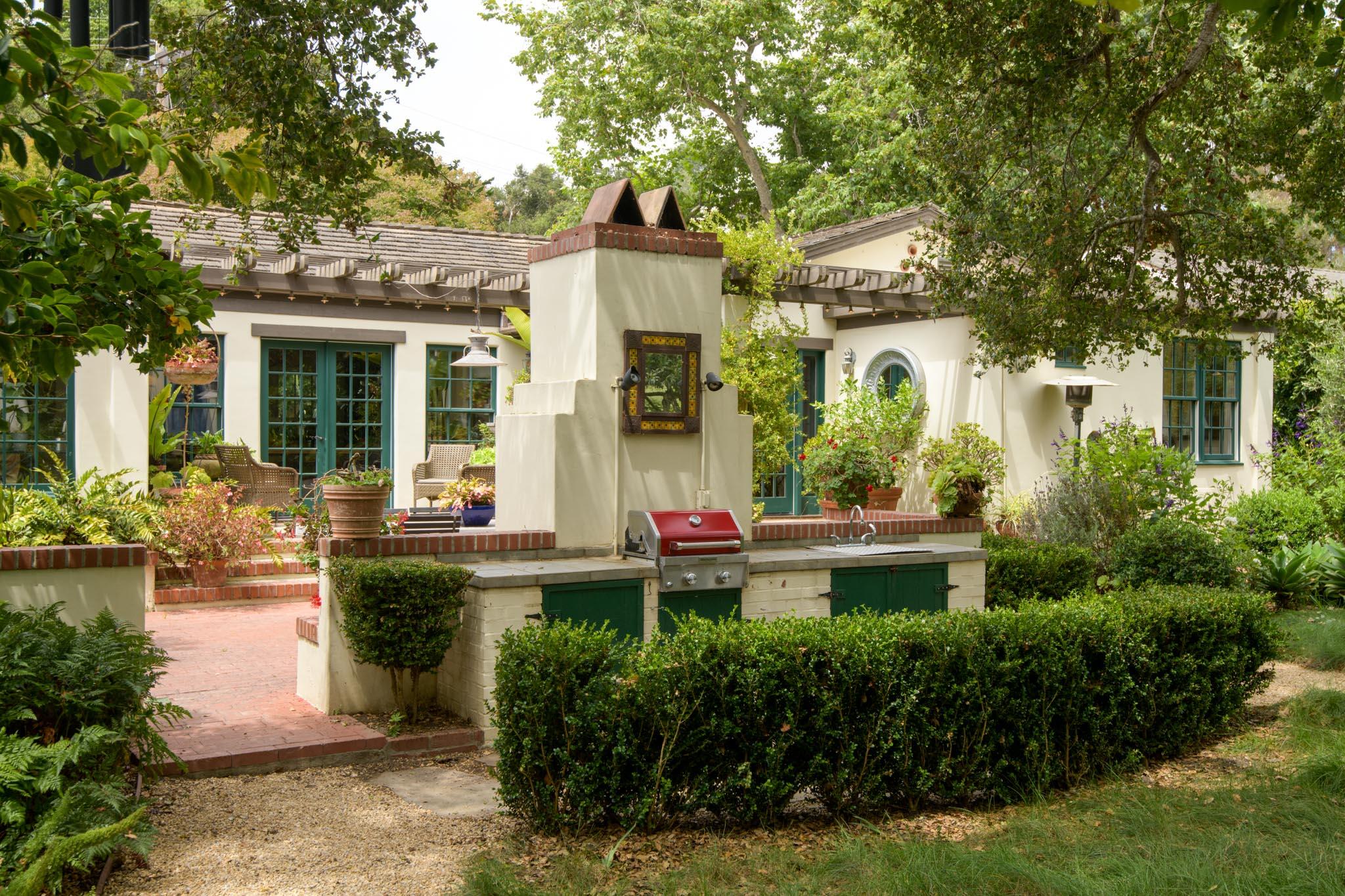 180 Olive Mill Road Montecito, CA 93108 - Photo 29 of 42 BBQ Built-In