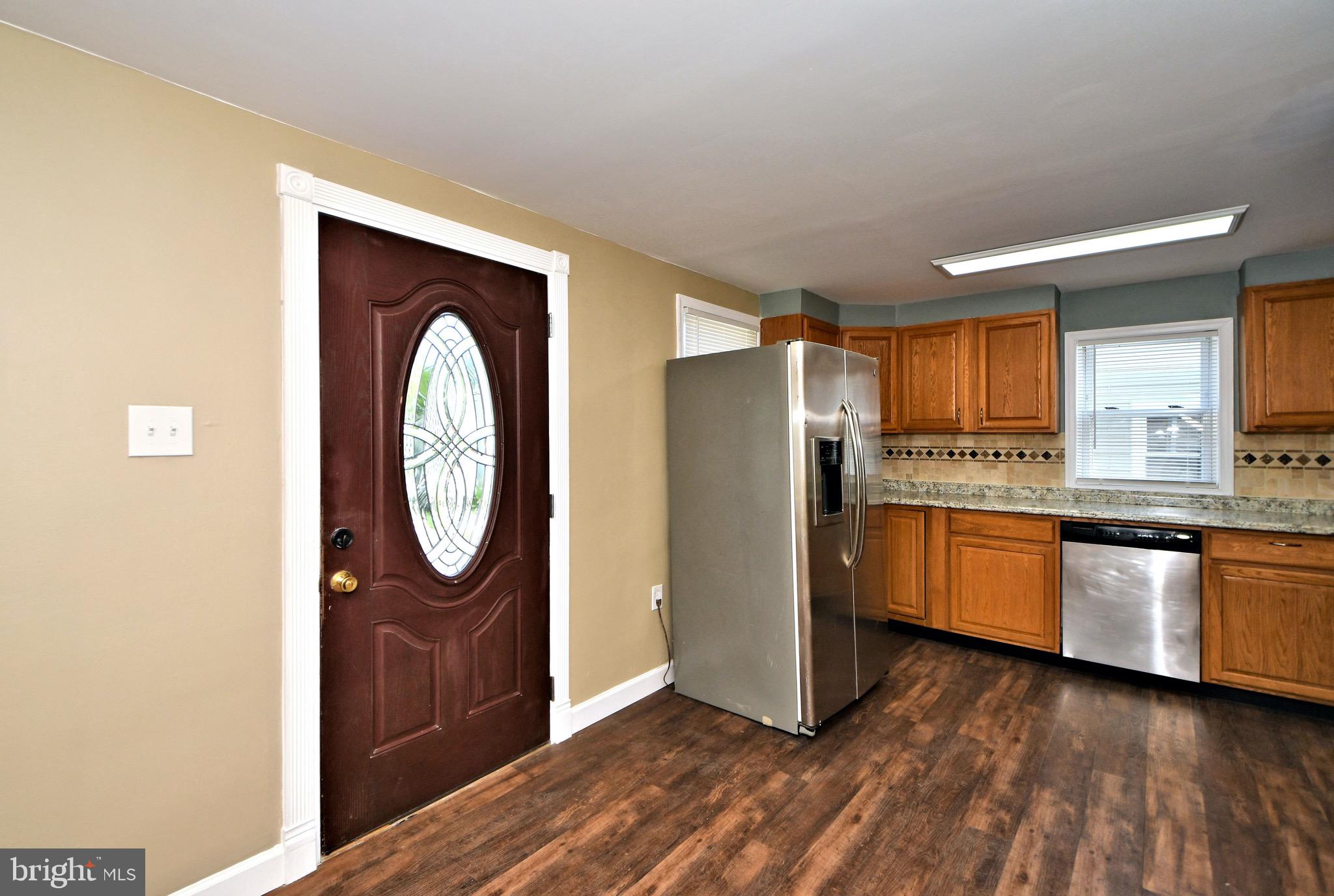 1385 Rothley Avenue Abington, PA 19001 - Photo 12 of 55 Updated Kitchen