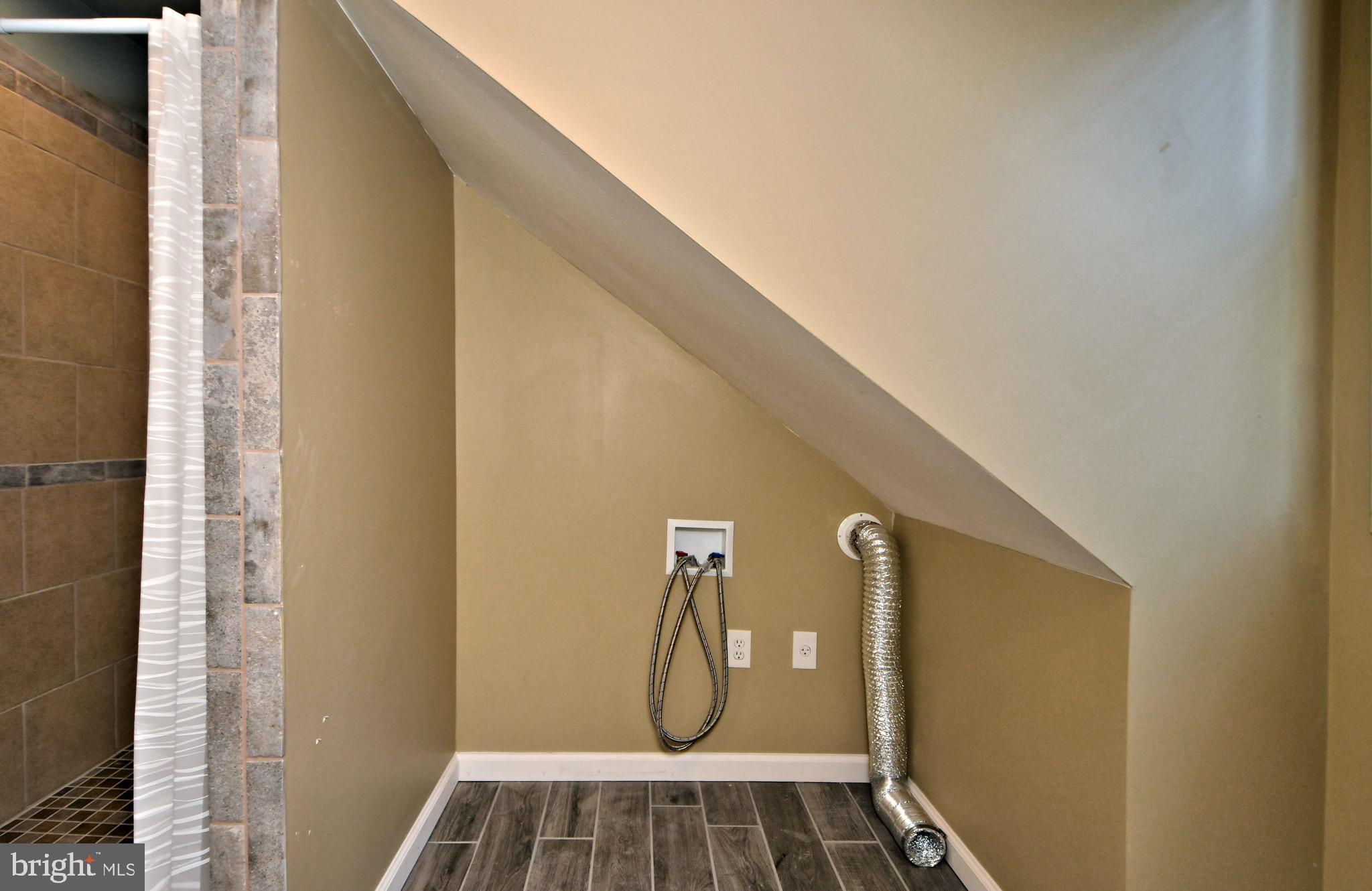 1385 Rothley Avenue Abington, PA 19001 - Photo 46 of 55 Second floor laundry