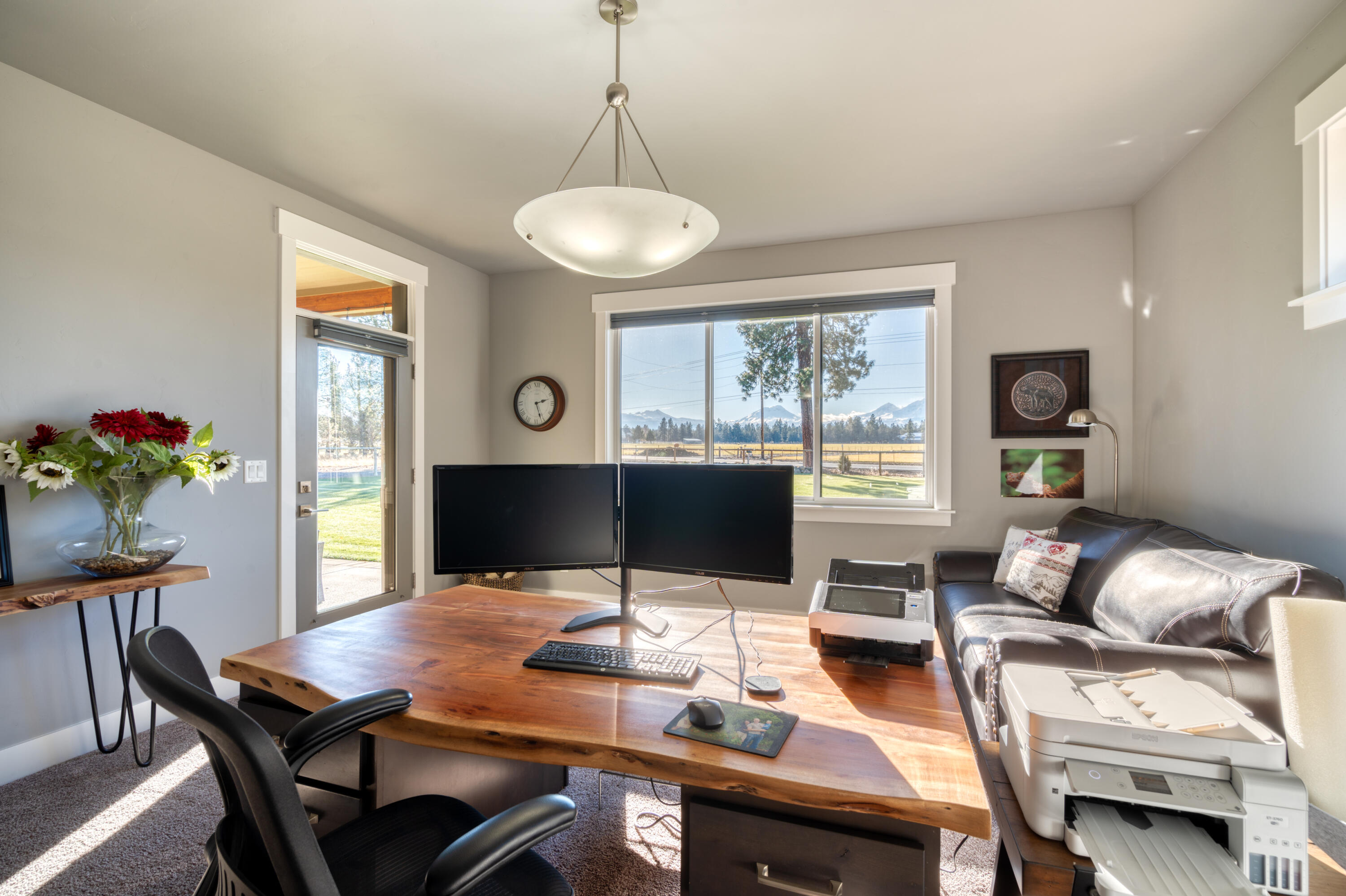 67910 Cloverdale Road Sisters, OR 97759 - Photo 18 of 49 3