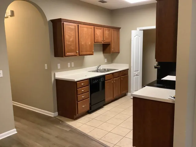 $225,000 | 2894 Lakeshore Drive, Tallahassee, FL 32312