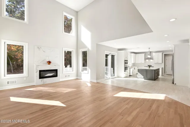 $1,549,900 | 4 Haystack Court, Sicklerville, NJ 08081