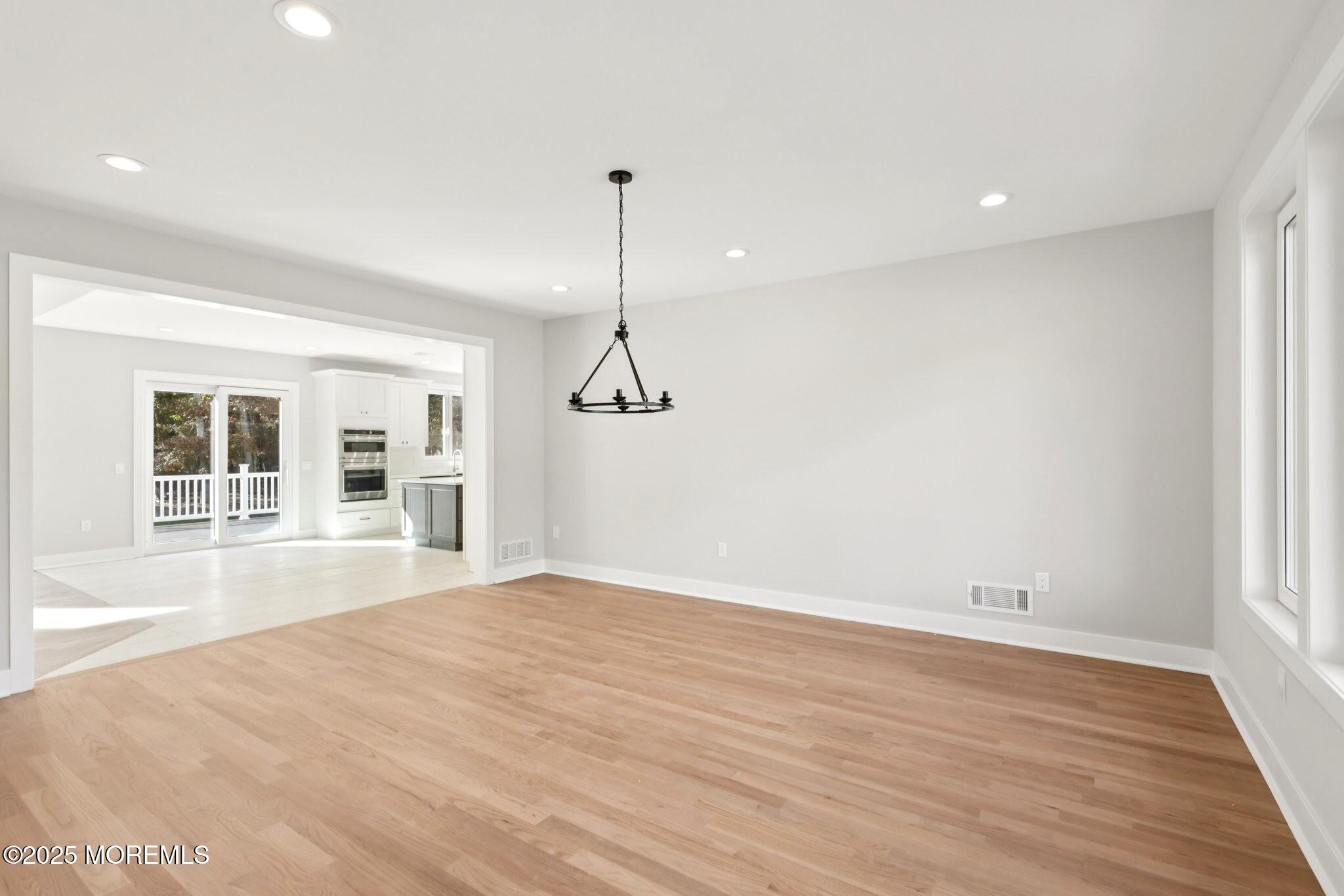 4 Haystack Court Sicklerville, NJ 08081 - Photo 18 of 50 26-web-or-mls-Haystack Ct-L2510-026