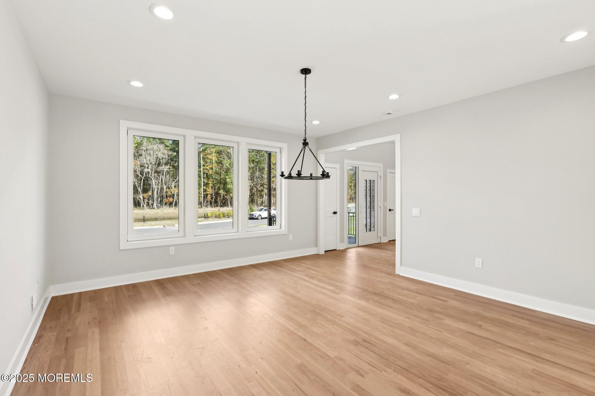 4 Haystack Court Sicklerville, NJ 08081 - Photo 19 of 50 27-web-or-mls-Haystack Ct-L2510-027