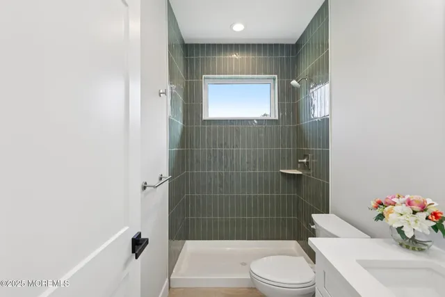 $1,549,900 | 4 Haystack Court, Sicklerville, NJ 08081