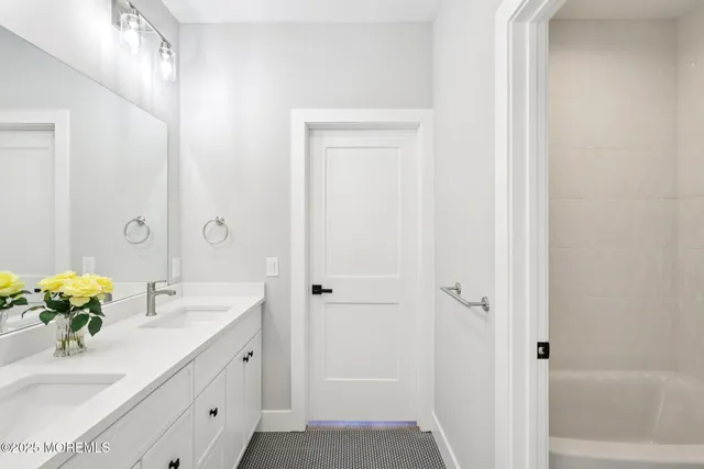 $1,549,900 | 4 Haystack Court, Sicklerville, NJ 08081