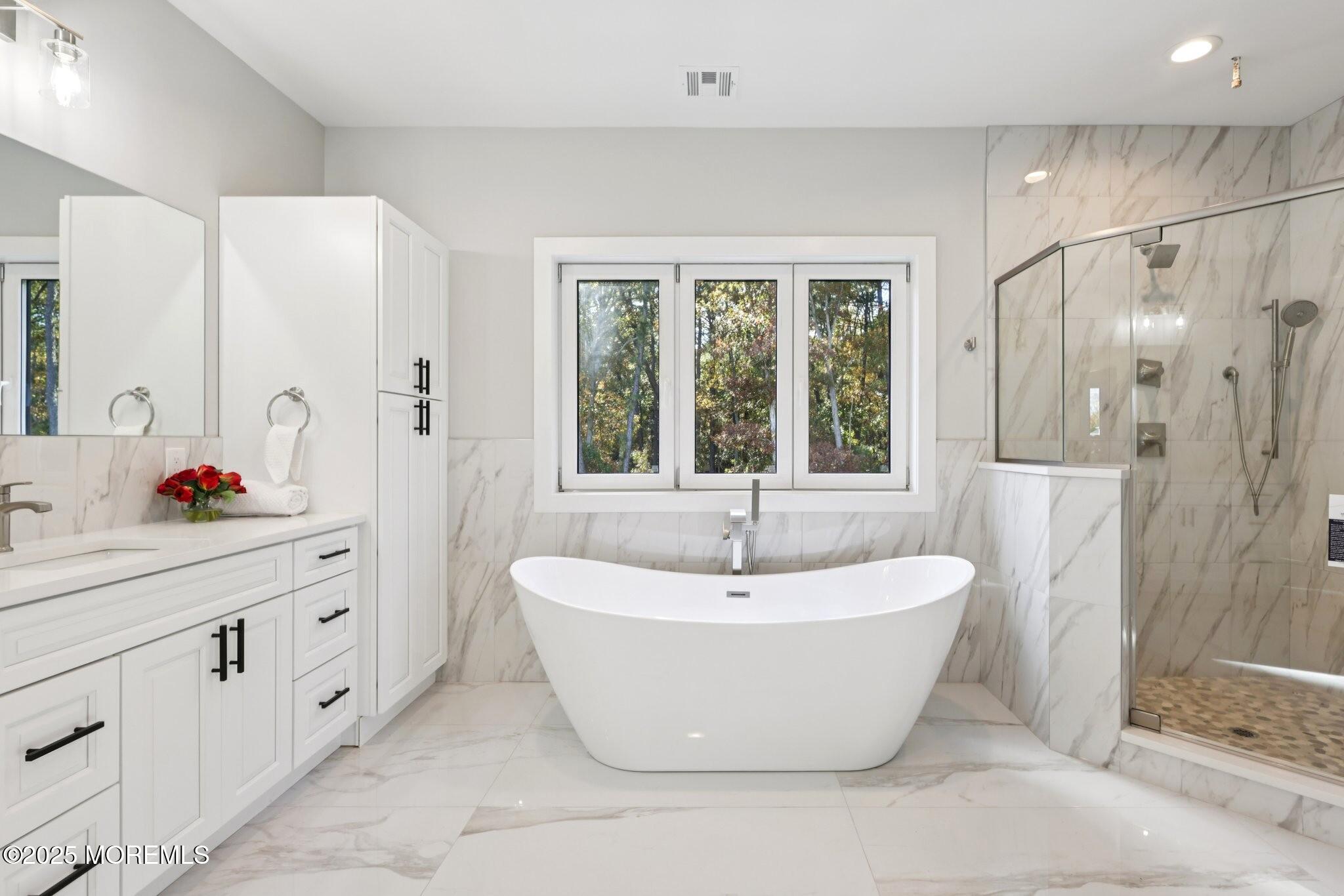 4 Haystack Court Sicklerville, NJ 08081 - Photo 36 of 50 65-web-or-mls-Haystack Ct-L2510-065