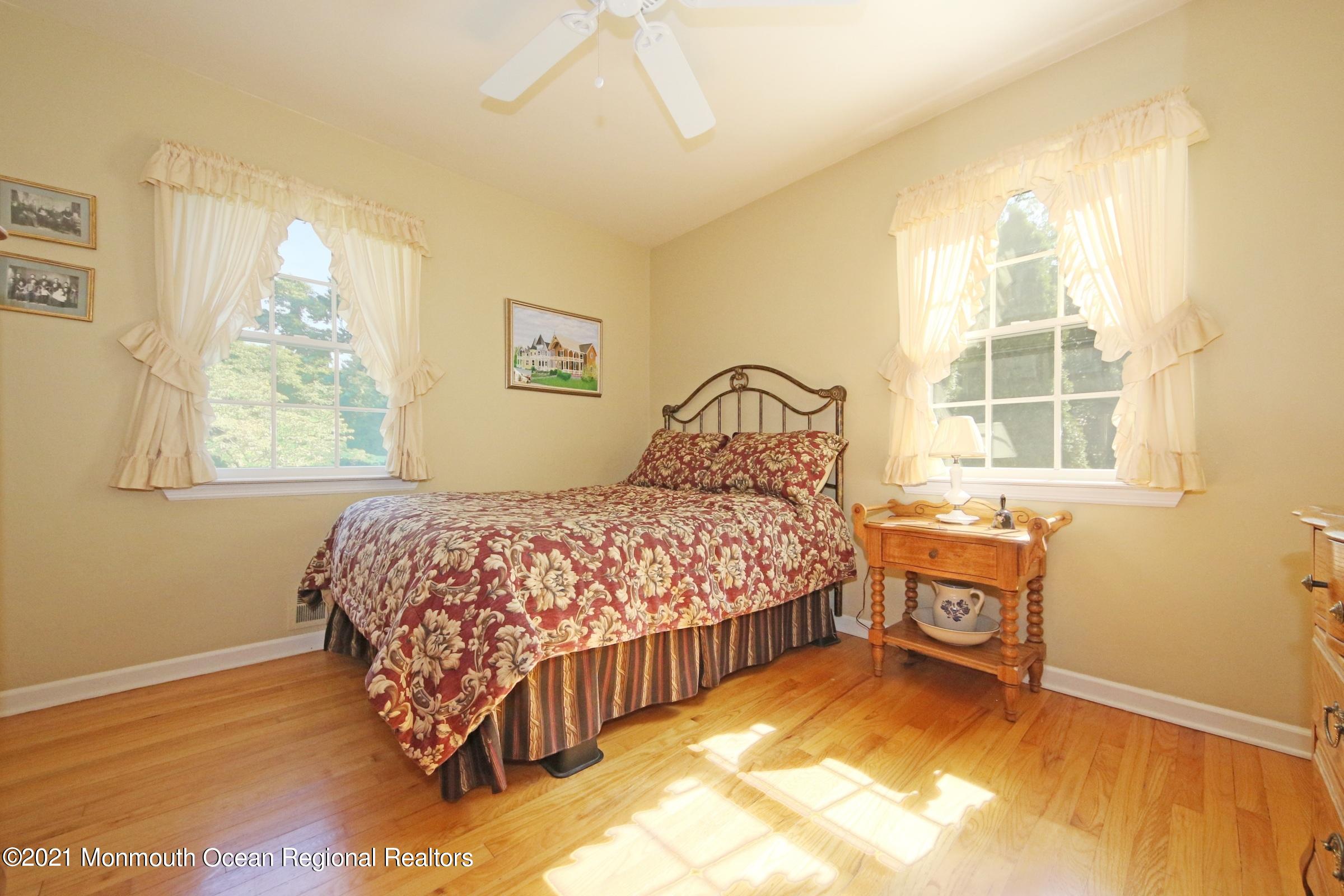 67 Chestnut Ridge Road Holmdel, NJ 07733 - Photo 25 of 40 Bedroom