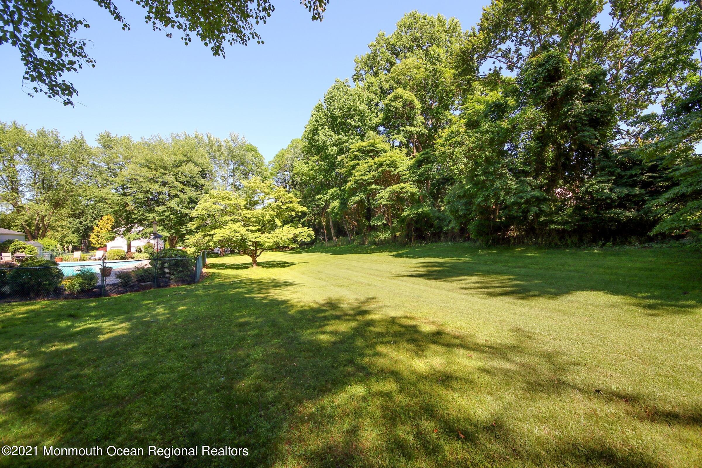 67 Chestnut Ridge Road Holmdel, NJ 07733 - Photo 31 of 40 IMG_0389a