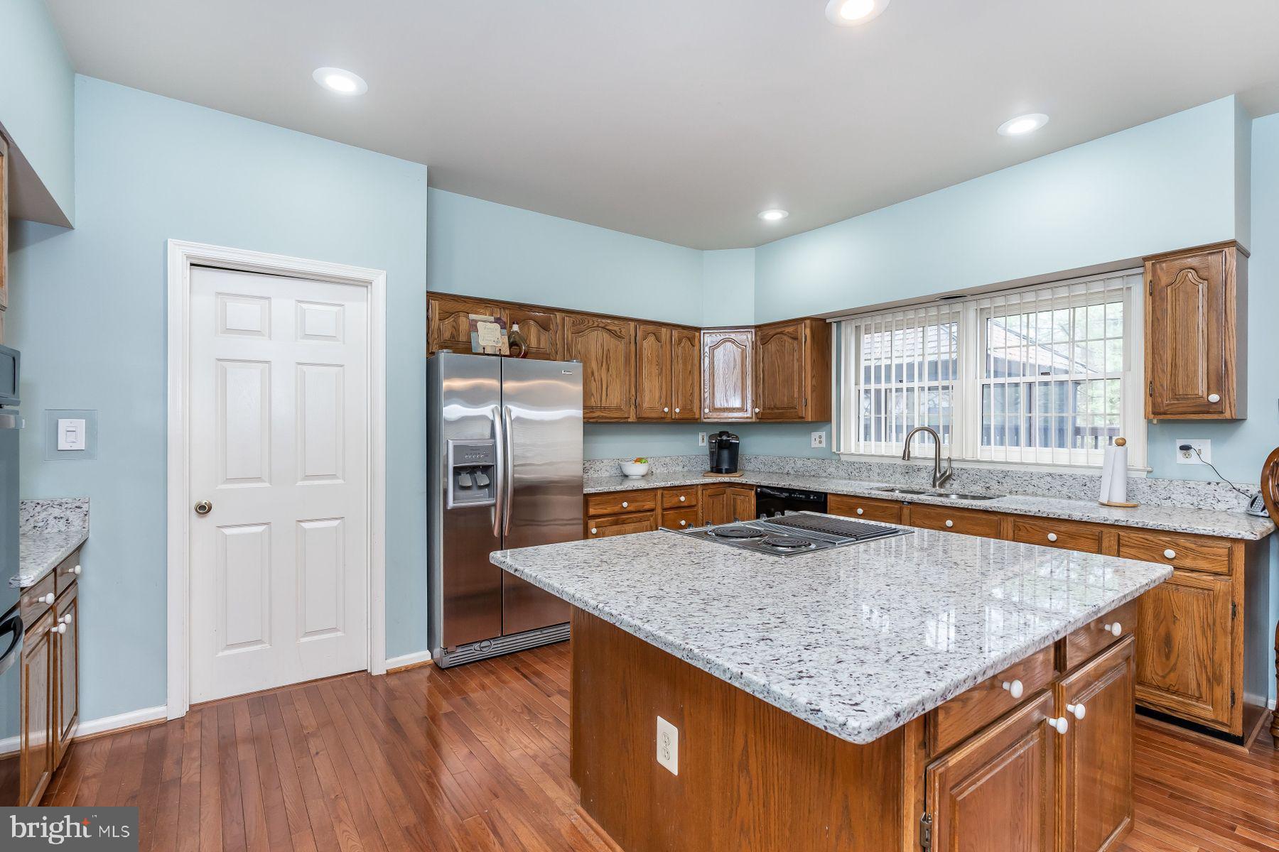 2430 Sunset Farm Road Ellicott City, MD 21042 - Photo 13 of 47 Kitchen